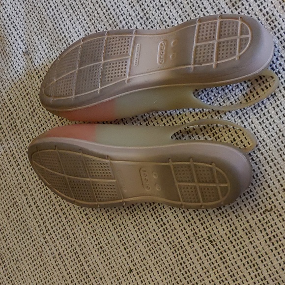 ⛱️Crocs Candy Color Jelly Sandals - Women's Size 8 - Picture 4 of 6